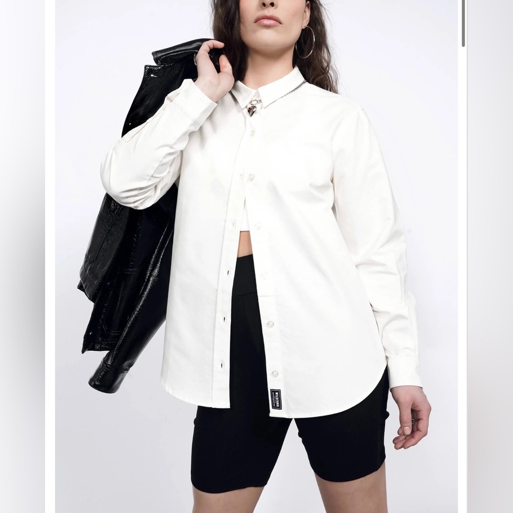 Wildfang essential long sleeved oxford button up shirt - medium - NWT